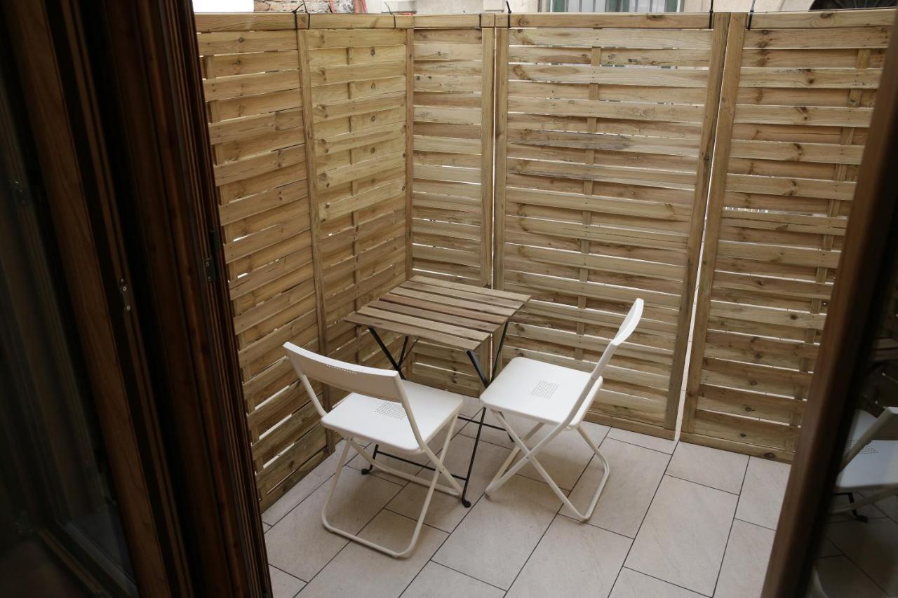 La Raja Apartment Шила Екстериор снимка