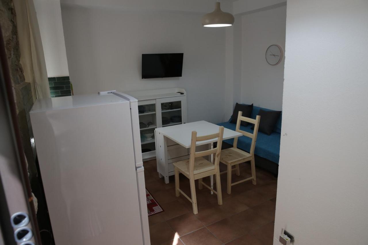 La Raja Apartment Шила Екстериор снимка