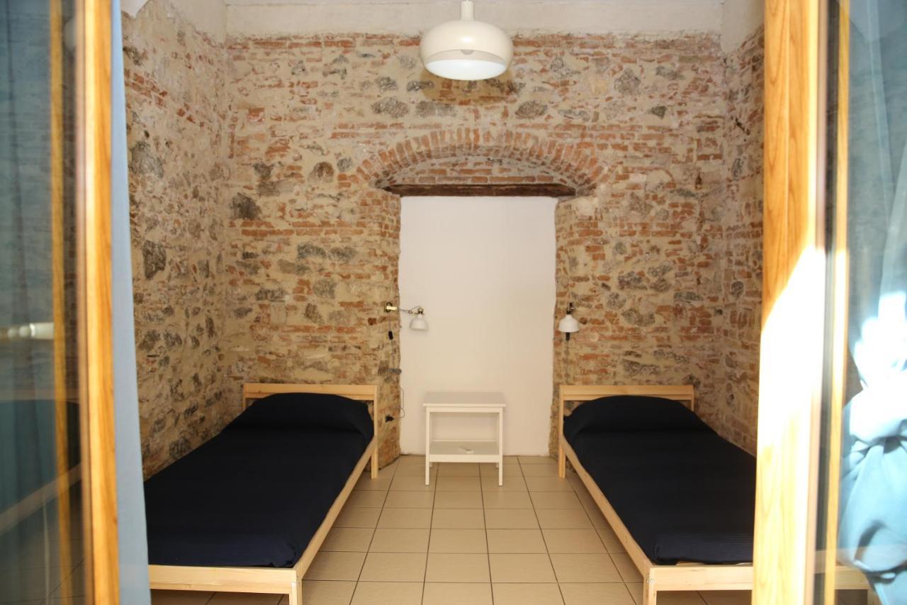La Raja Apartment Шила Екстериор снимка