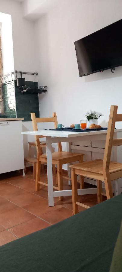 La Raja Apartment Шила Екстериор снимка