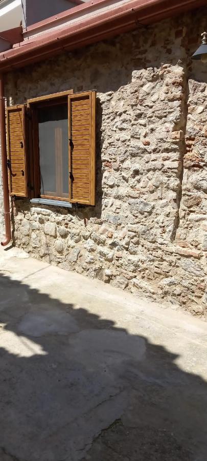 La Raja Apartment Шила Екстериор снимка
