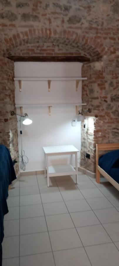La Raja Apartment Шила Екстериор снимка