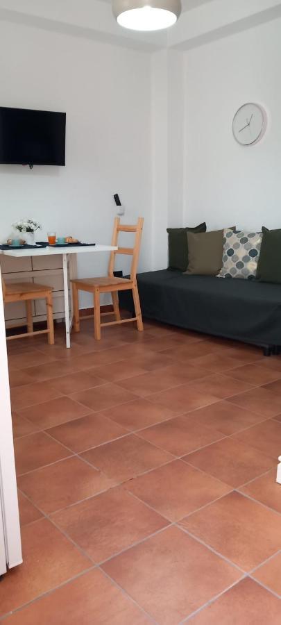 La Raja Apartment Шила Екстериор снимка