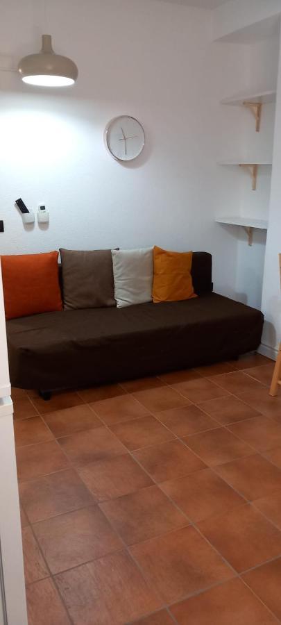 La Raja Apartment Шила Екстериор снимка
