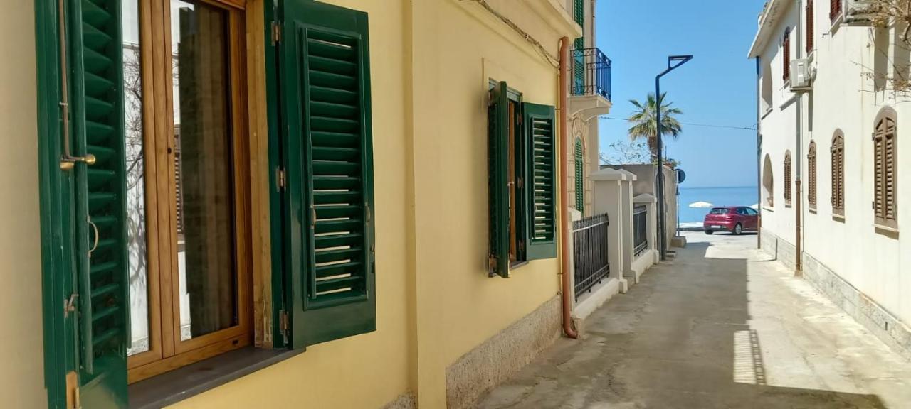 La Raja Apartment Шила Екстериор снимка
