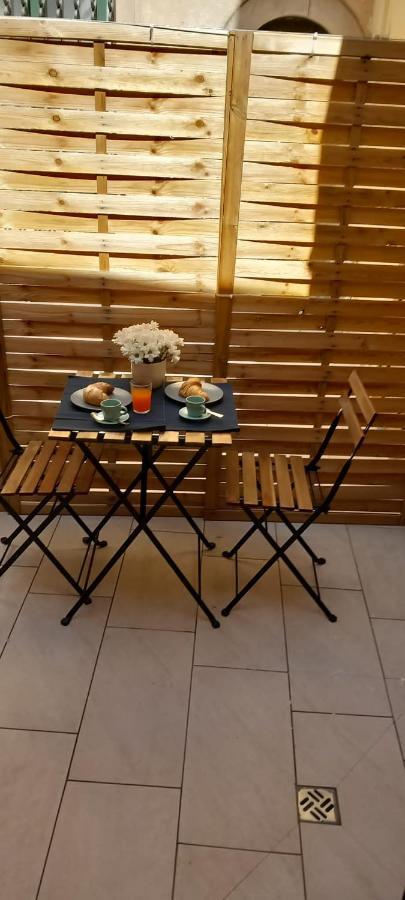 La Raja Apartment Шила Екстериор снимка