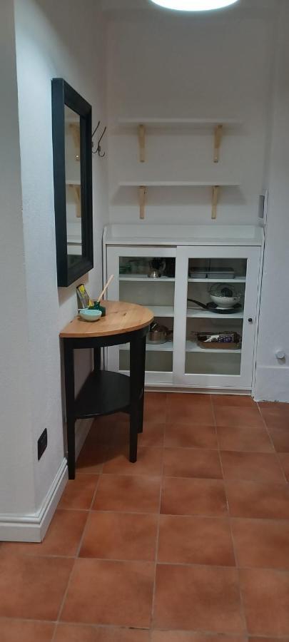 La Raja Apartment Шила Екстериор снимка