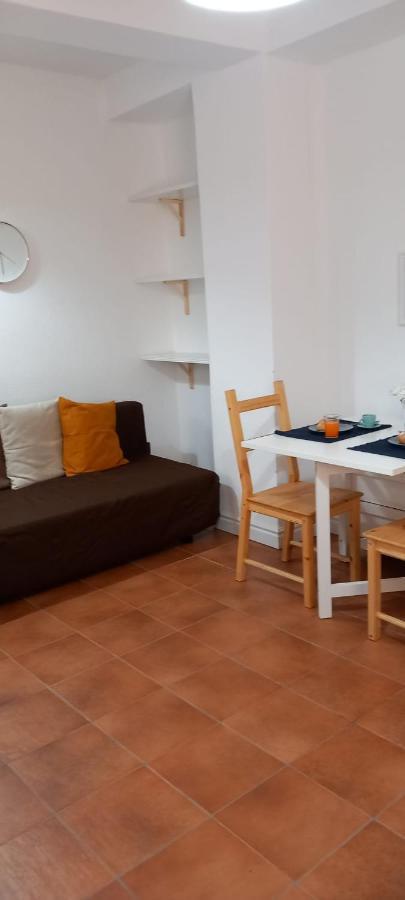 La Raja Apartment Шила Екстериор снимка